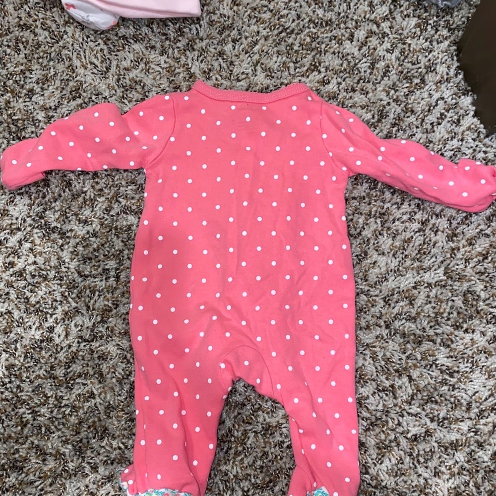 Carters Newborn sleeper - Picture 2 of 3